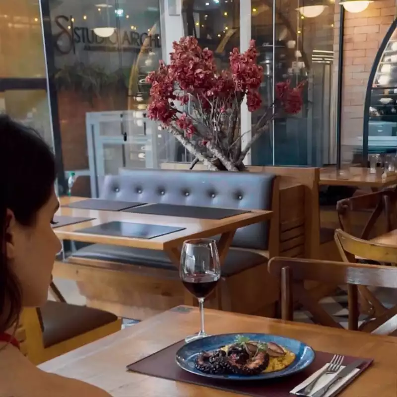 Restaurante Pet Friendly em JF: Lourdes Square